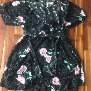Super cute floral A-line dress